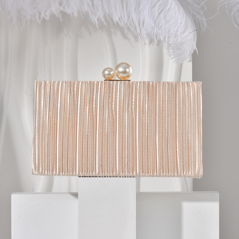 Pure Color Shimmering Fabric C - đánh giá và giá Evening Bag Beaded